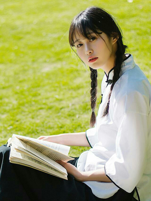 leyu.com-赛季中场重轮换战略是否减少大比分崩塌风险,中场换人算次数吗