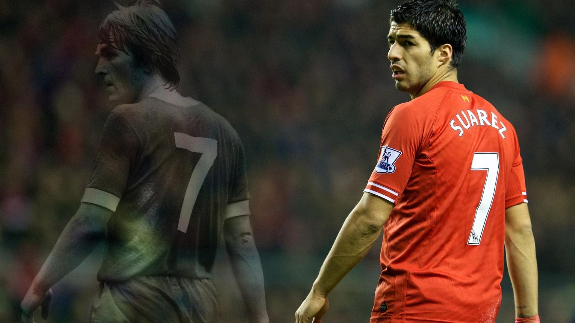 世界足球名宿中国行 贝克汉姆在校园与学生一起任意球教学